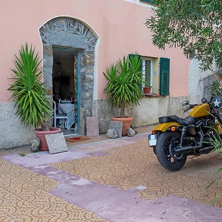 Rosa's House * Borzonasca